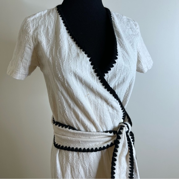 Zara stitched wrap dress size small - Picture 4 of 4